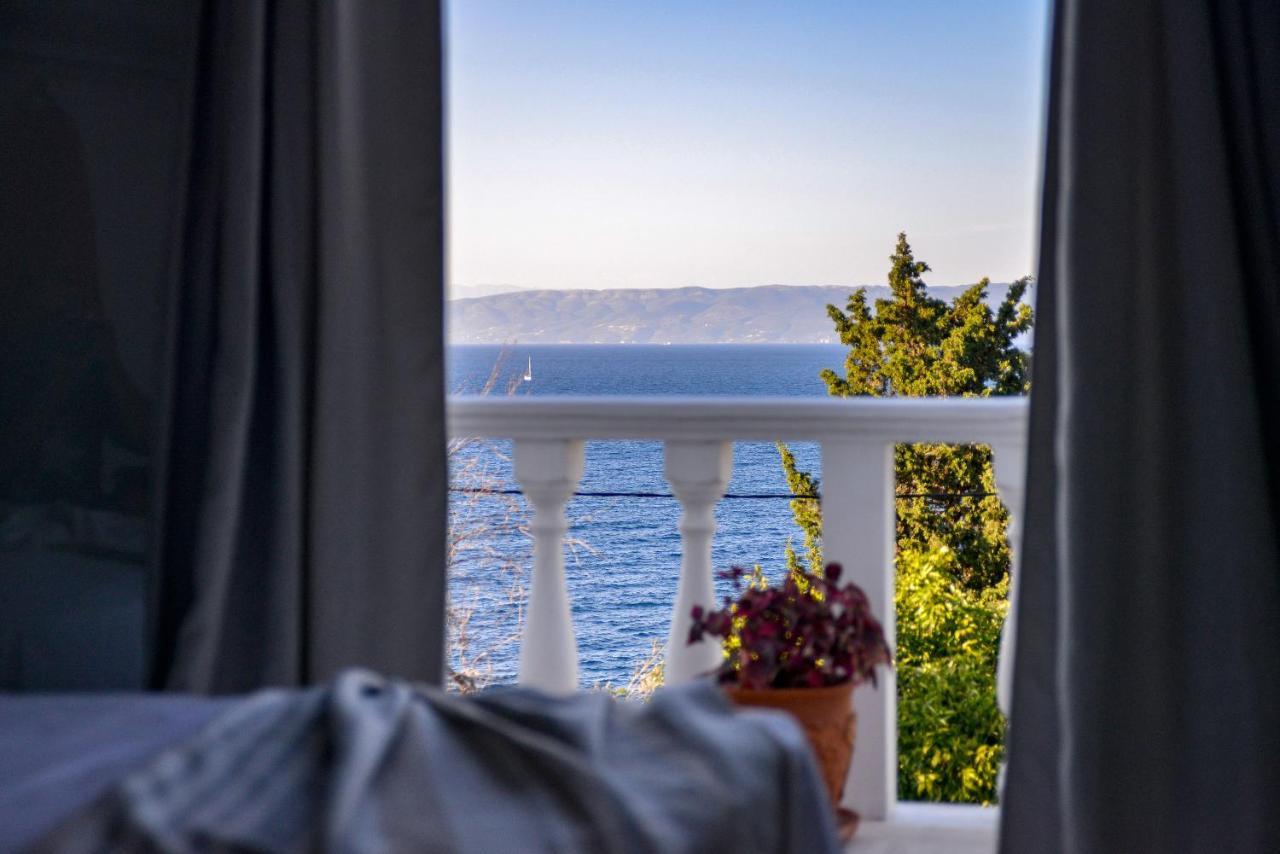 New! Paxoswhite Sea View Apartments & Studios! Gaios Buitenkant foto