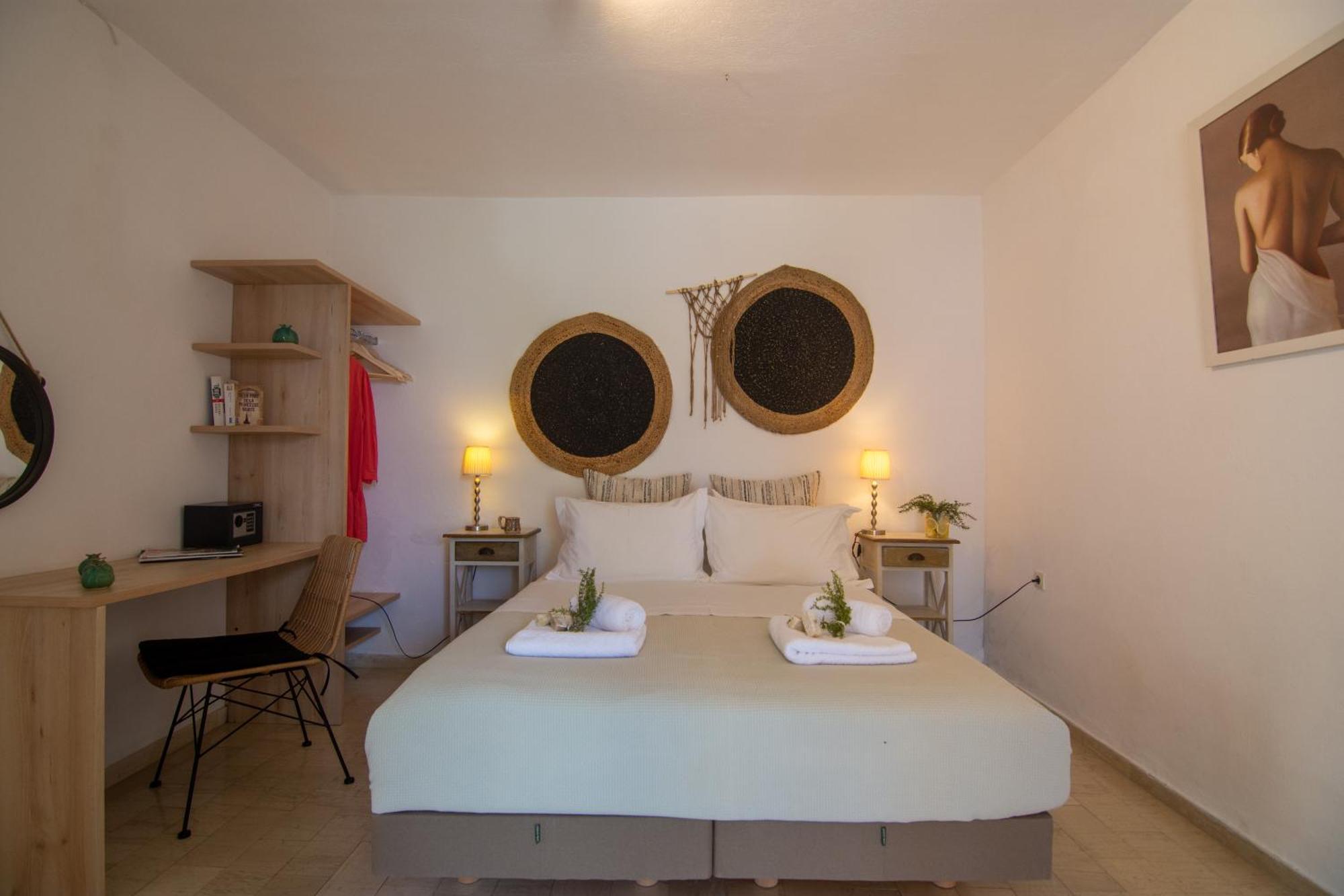 New! Paxoswhite Sea View Apartments & Studios! Gaios Buitenkant foto